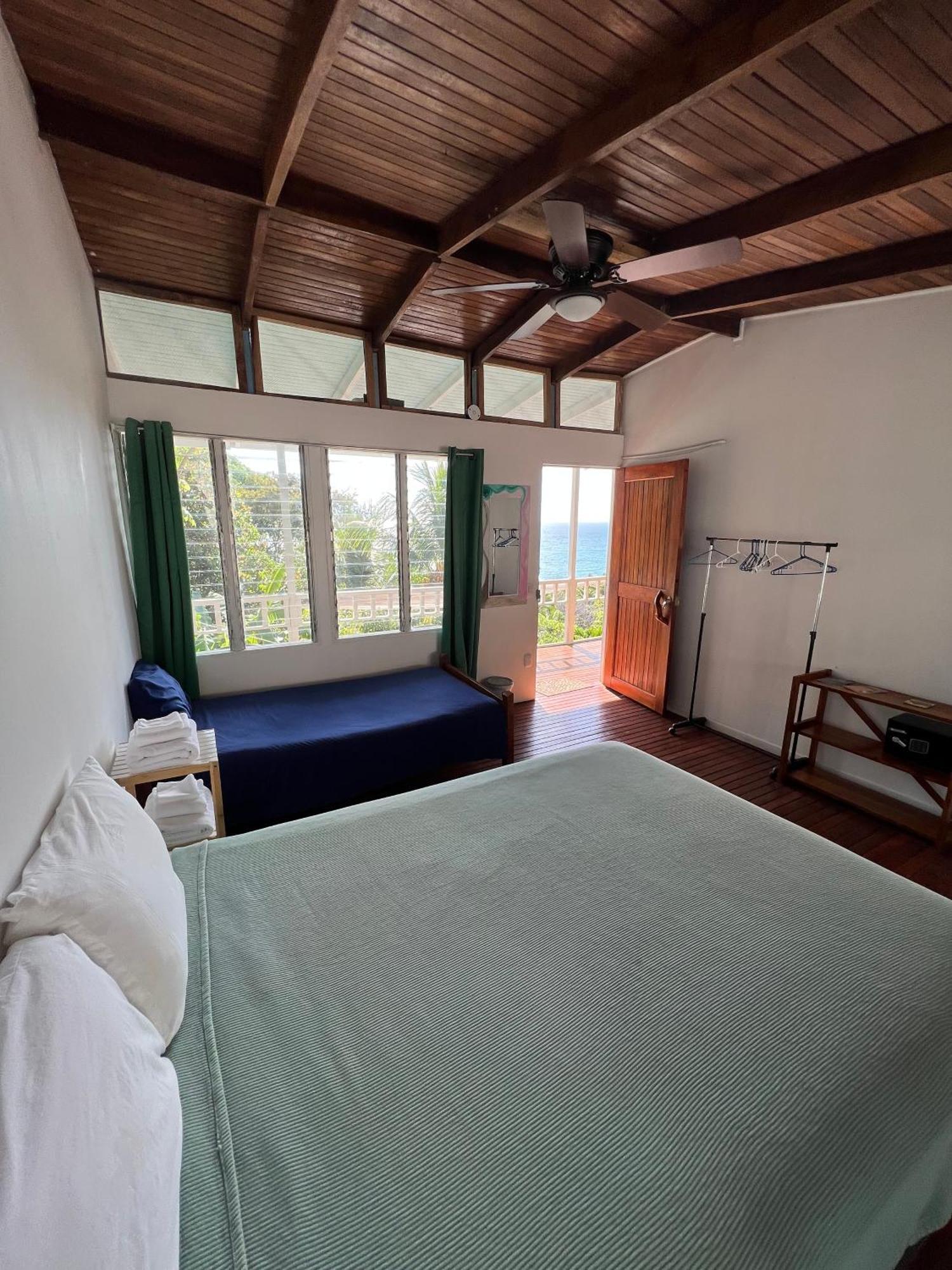 The Chorotega Hotel, Montezuma Bagian luar foto